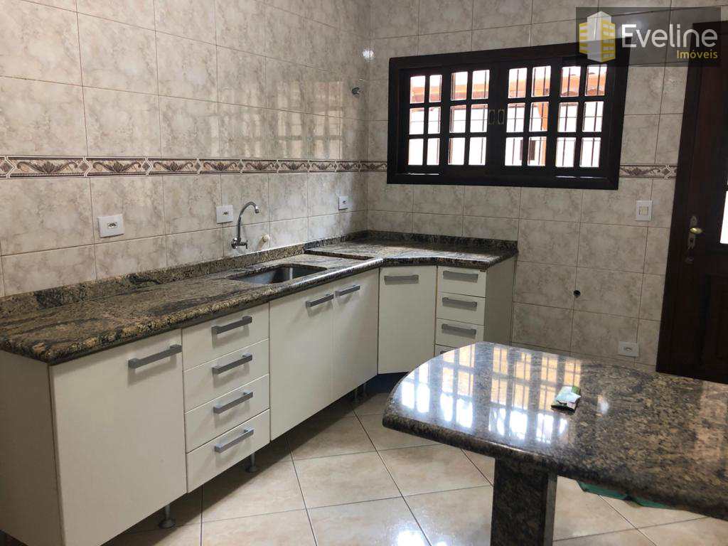 Casa à venda com 4 quartos, 222m² - Foto 7