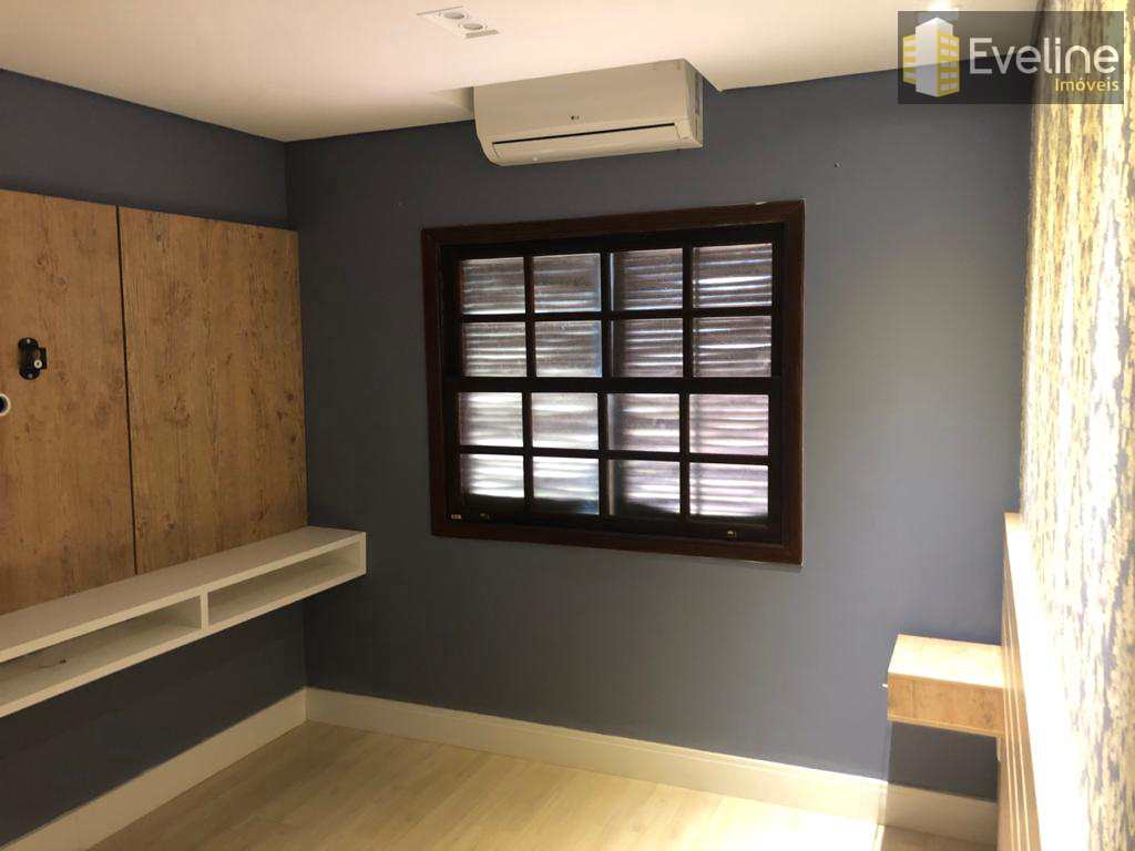 Casa à venda com 4 quartos, 222m² - Foto 12