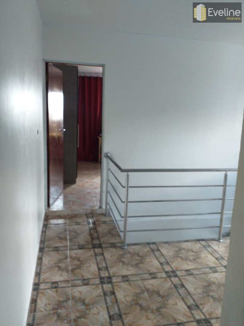 Casa à venda com 3 quartos, 300m² - Foto 16