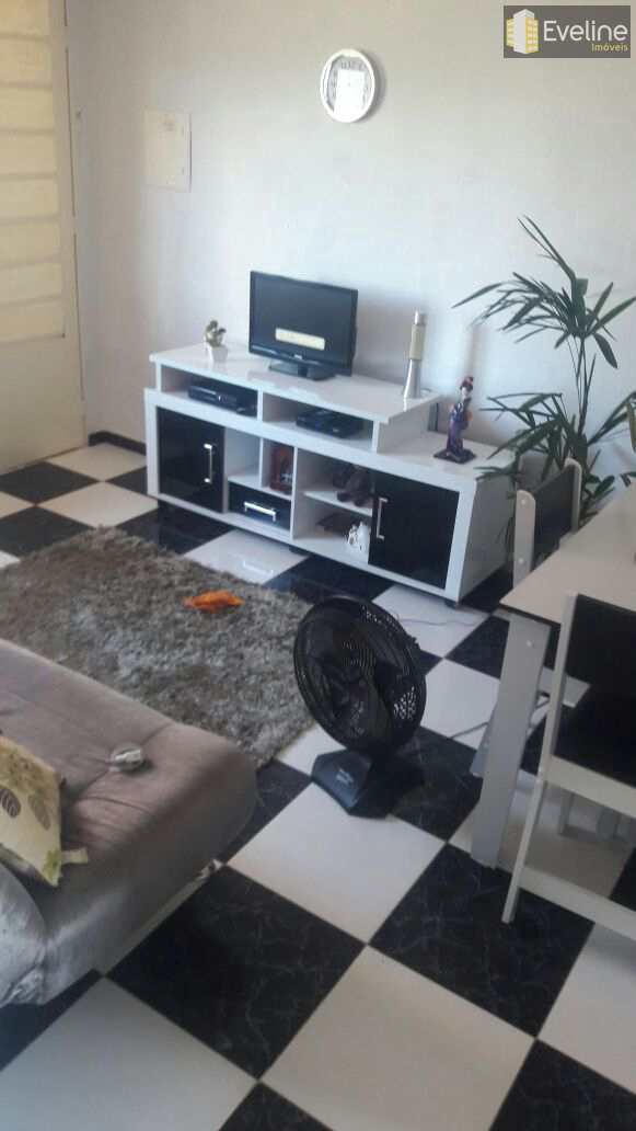 Apartamento à venda com 2 quartos, 40m² - Foto 1