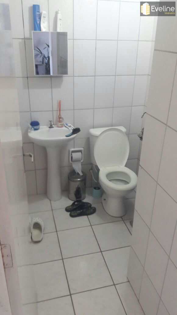 Apartamento à venda com 2 quartos, 40m² - Foto 5