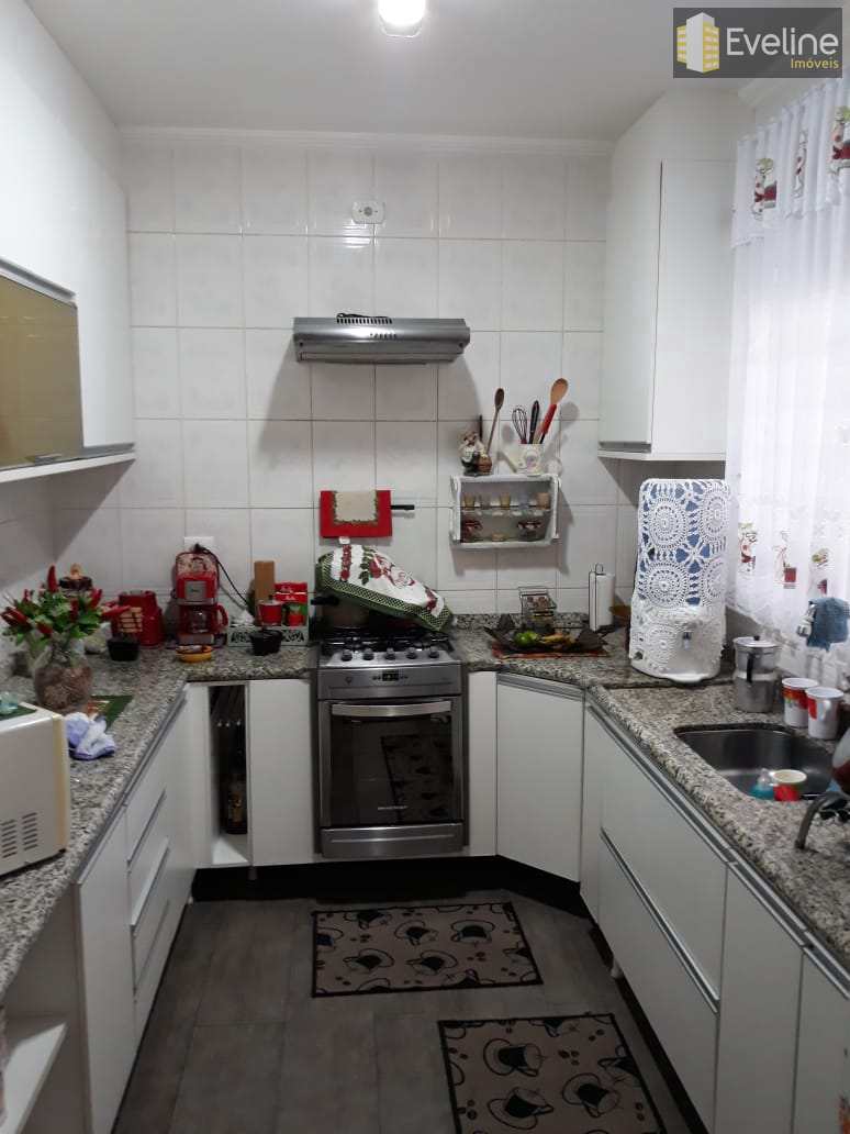 Sobrado à venda com 3 quartos, 94m² - Foto 2