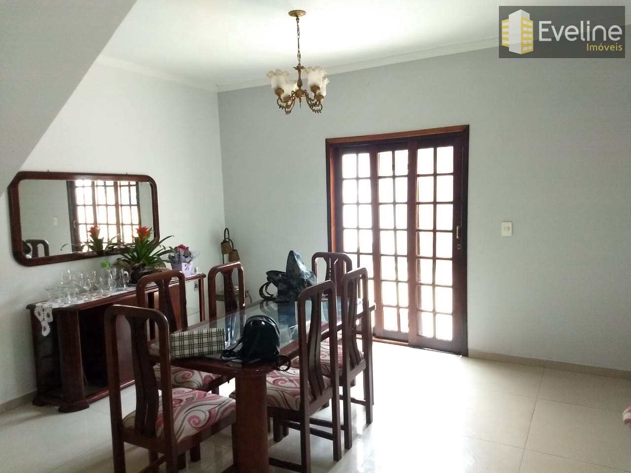 Sobrado à venda com 3 quartos, 140m² - Foto 1