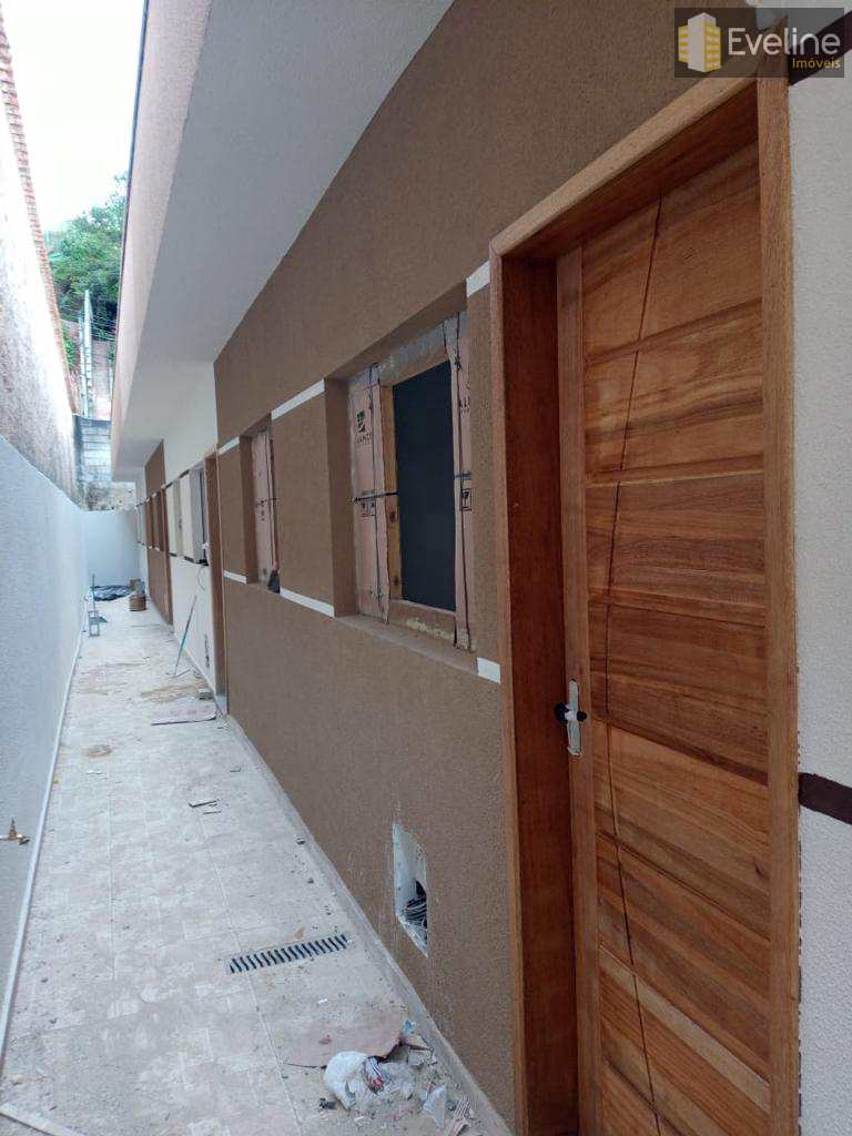 Casa de Condomínio à venda com 2 quartos, 74m² - Foto 1