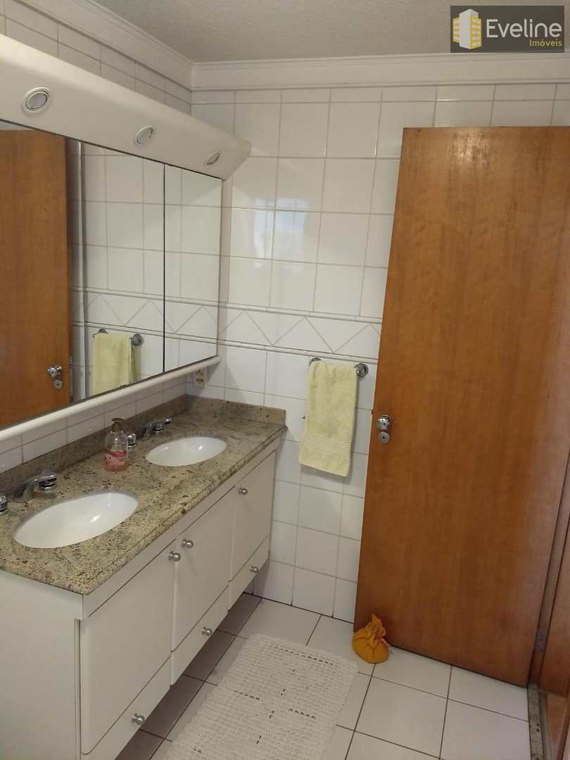 Apartamento à venda com 3 quartos, 132m² - Foto 21