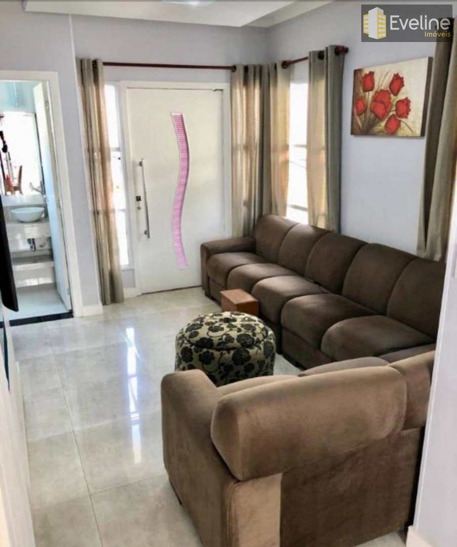 Casa de Condomínio à venda com 3 quartos, 156m² - Foto 1