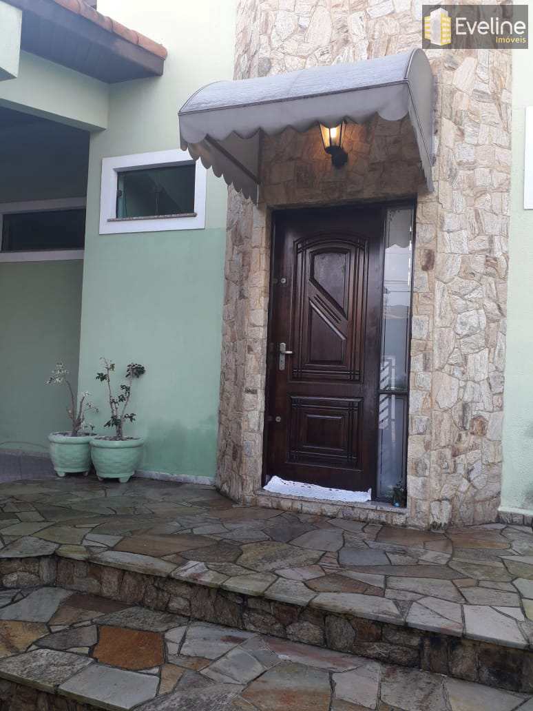 Sobrado à venda com 3 quartos, 300m² - Foto 19