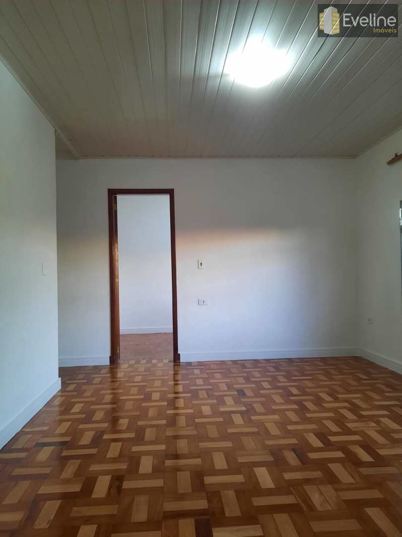 Casa para alugar com 3 quartos, 100m² - Foto 9