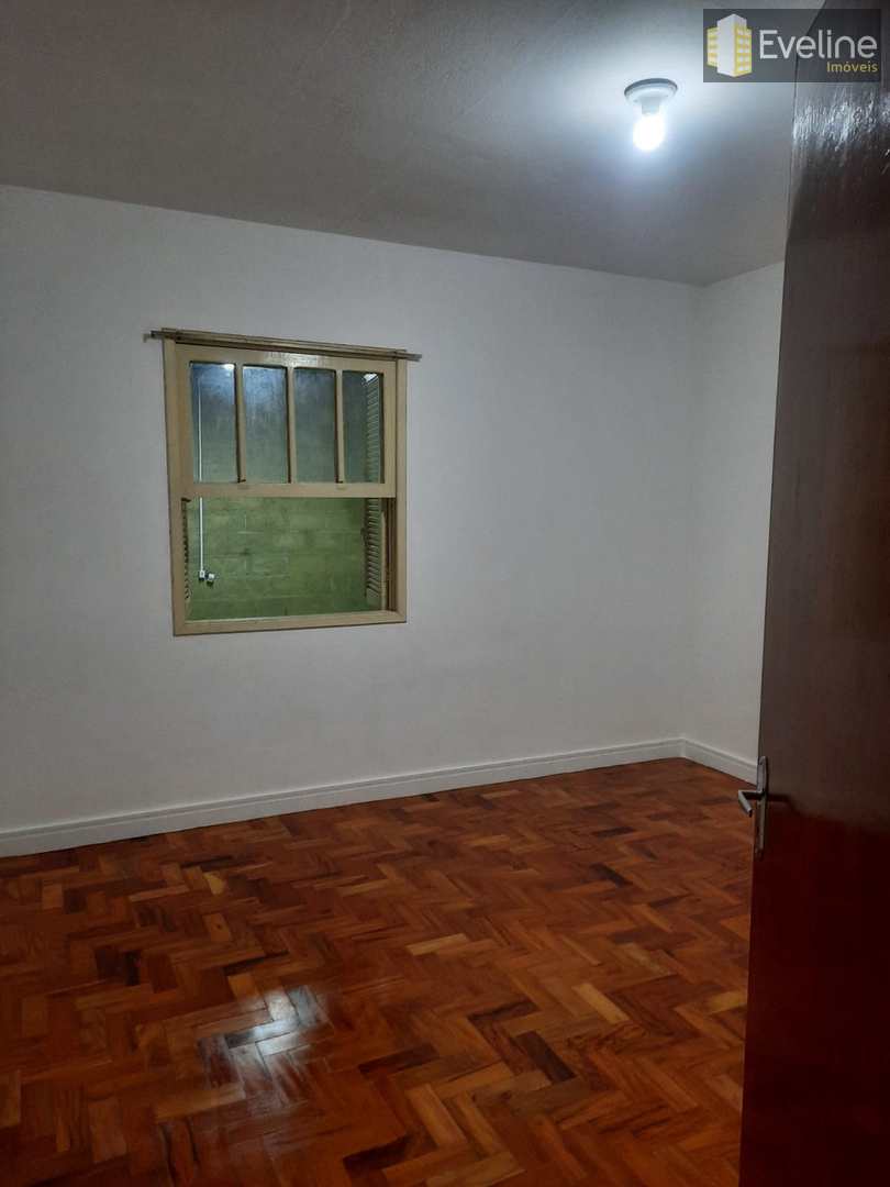 Casa para alugar com 3 quartos, 100m² - Foto 13