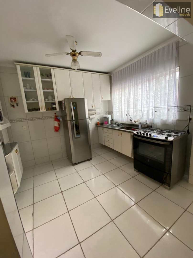 Casa à venda e aluguel com 3 quartos, 135m² - Foto 16