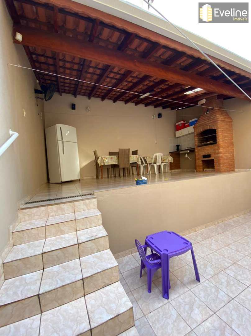 Casa à venda e aluguel com 3 quartos, 135m² - Foto 48