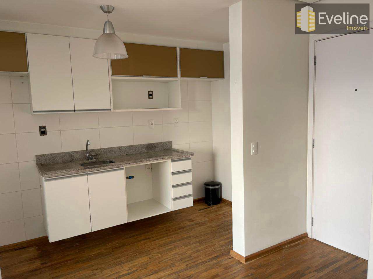 Apartamento à venda com 1 quarto, 46m² - Foto 1