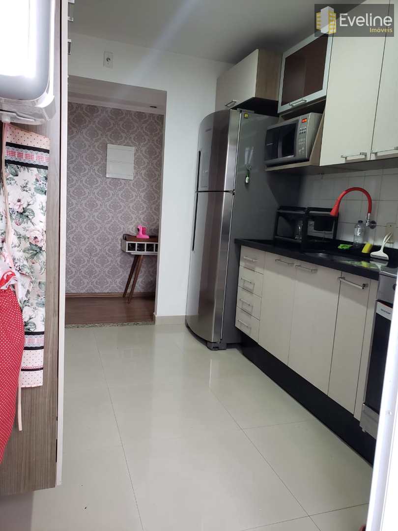 Apartamento à venda com 3 quartos, 64m² - Foto 4