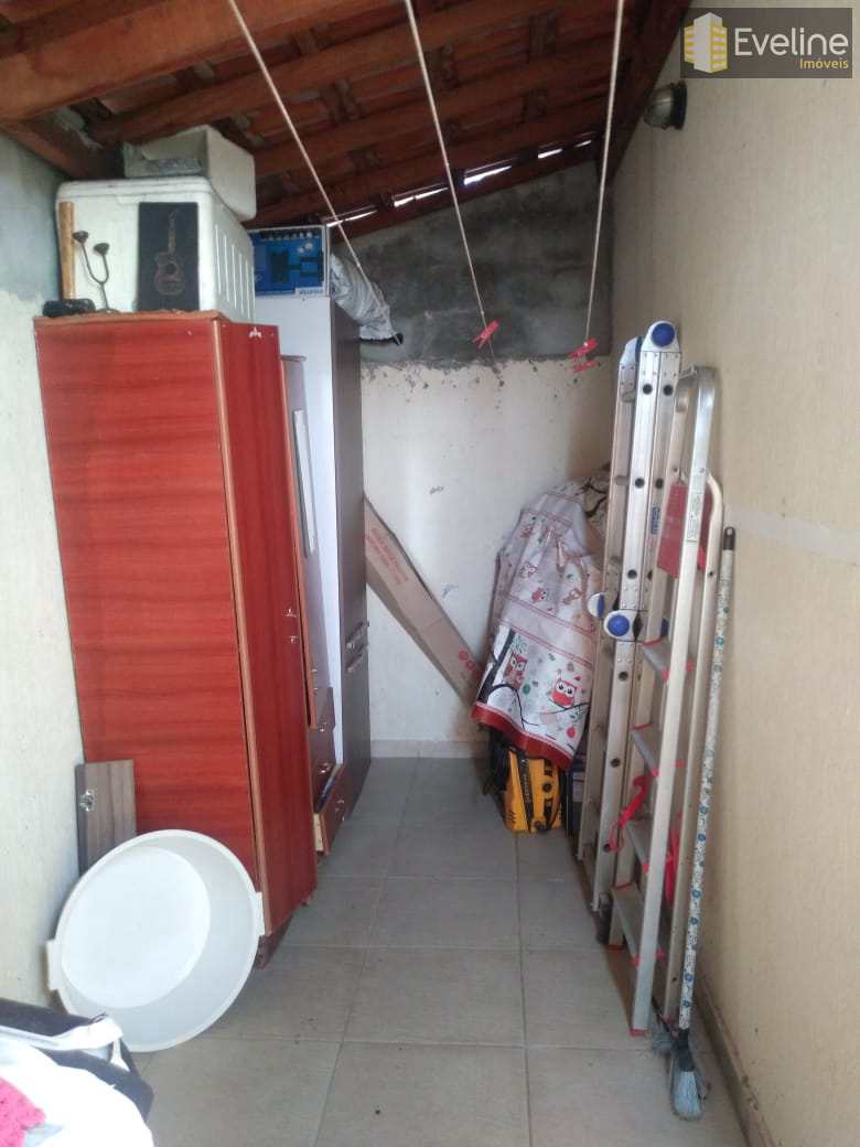 Casa à venda com 2 quartos, 80m² - Foto 5