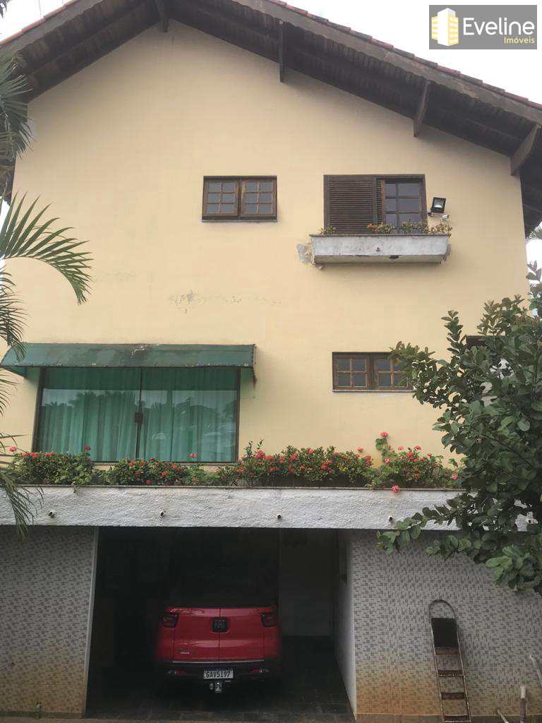 Casa à venda com 3 quartos, 306m² - Foto 22