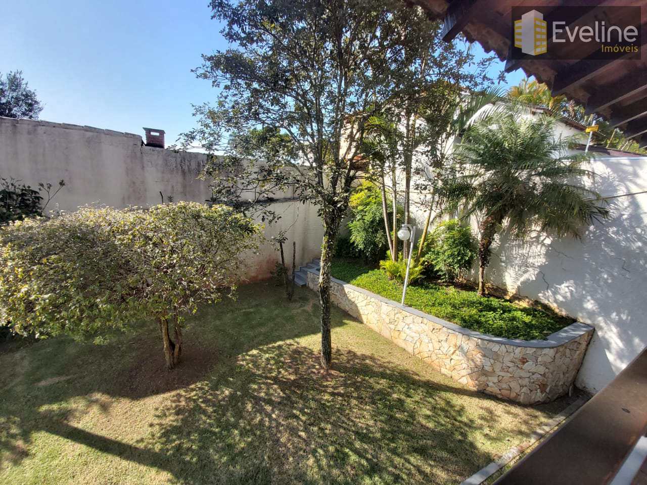 Casa à venda com 4 quartos, 380m² - Foto 32