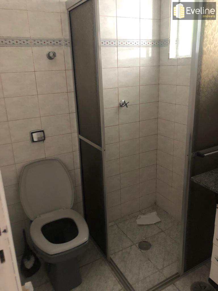 Casa para alugar com 2 quartos, 78m² - Foto 9