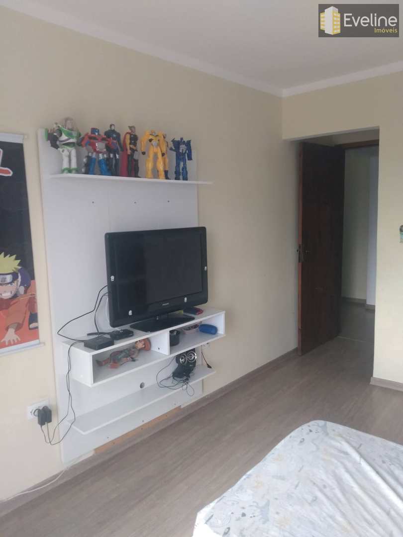 Sobrado à venda com 4 quartos, 250m² - Foto 10