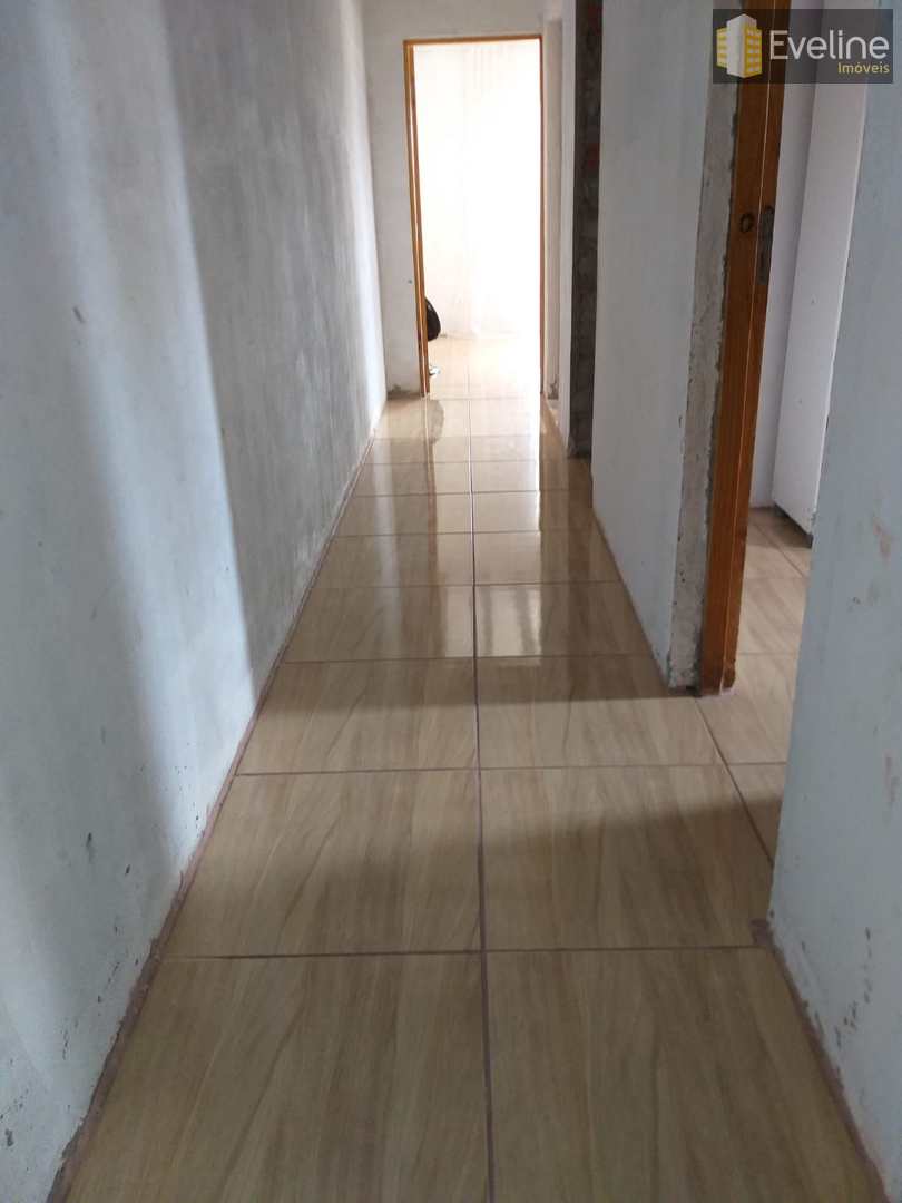 Casa à venda com 2 quartos, 155m² - Foto 14