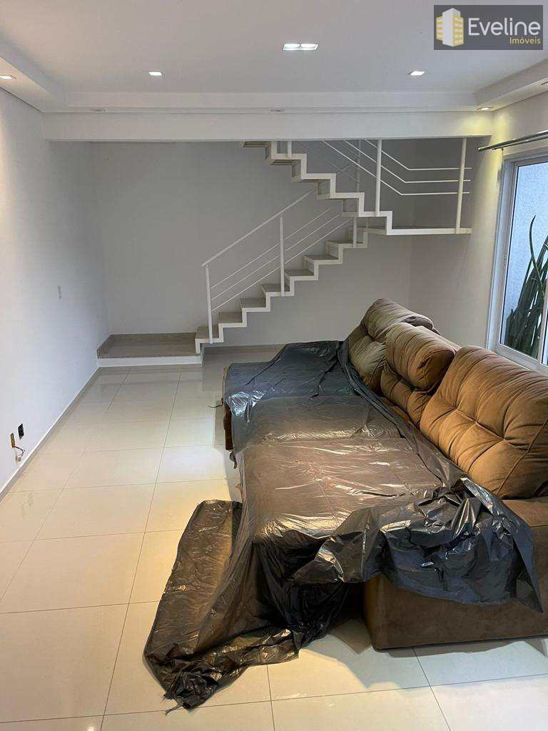 Casa à venda com 3 quartos, 200m² - Foto 2