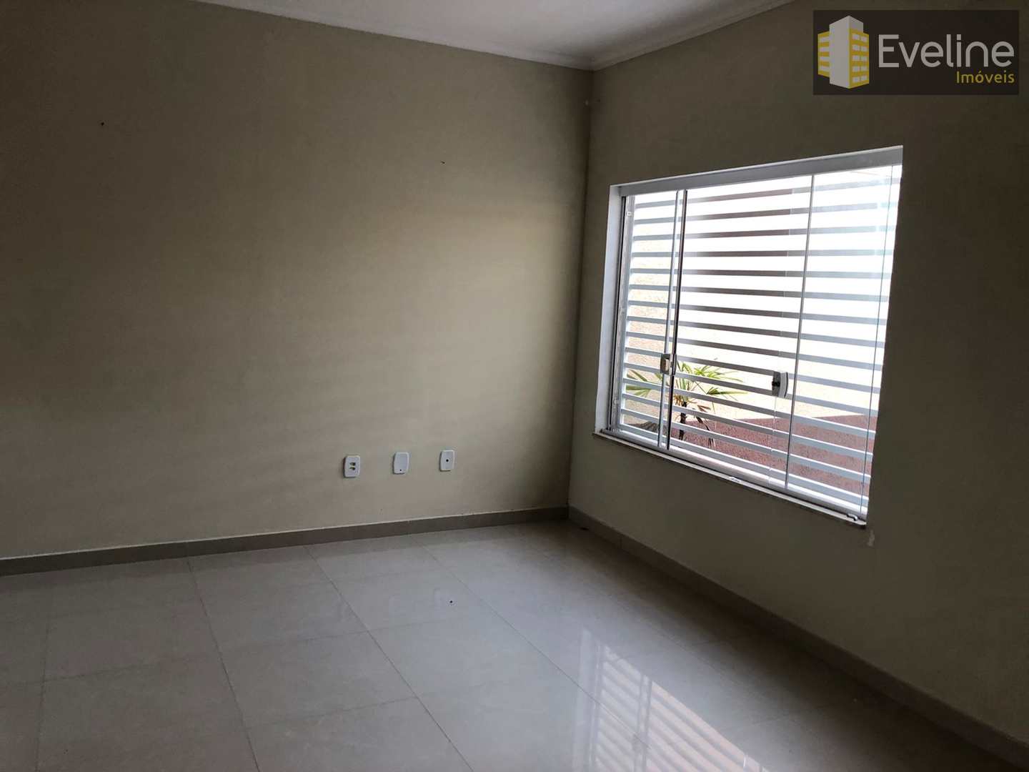 Casa à venda com 3 quartos, 200m² - Foto 9