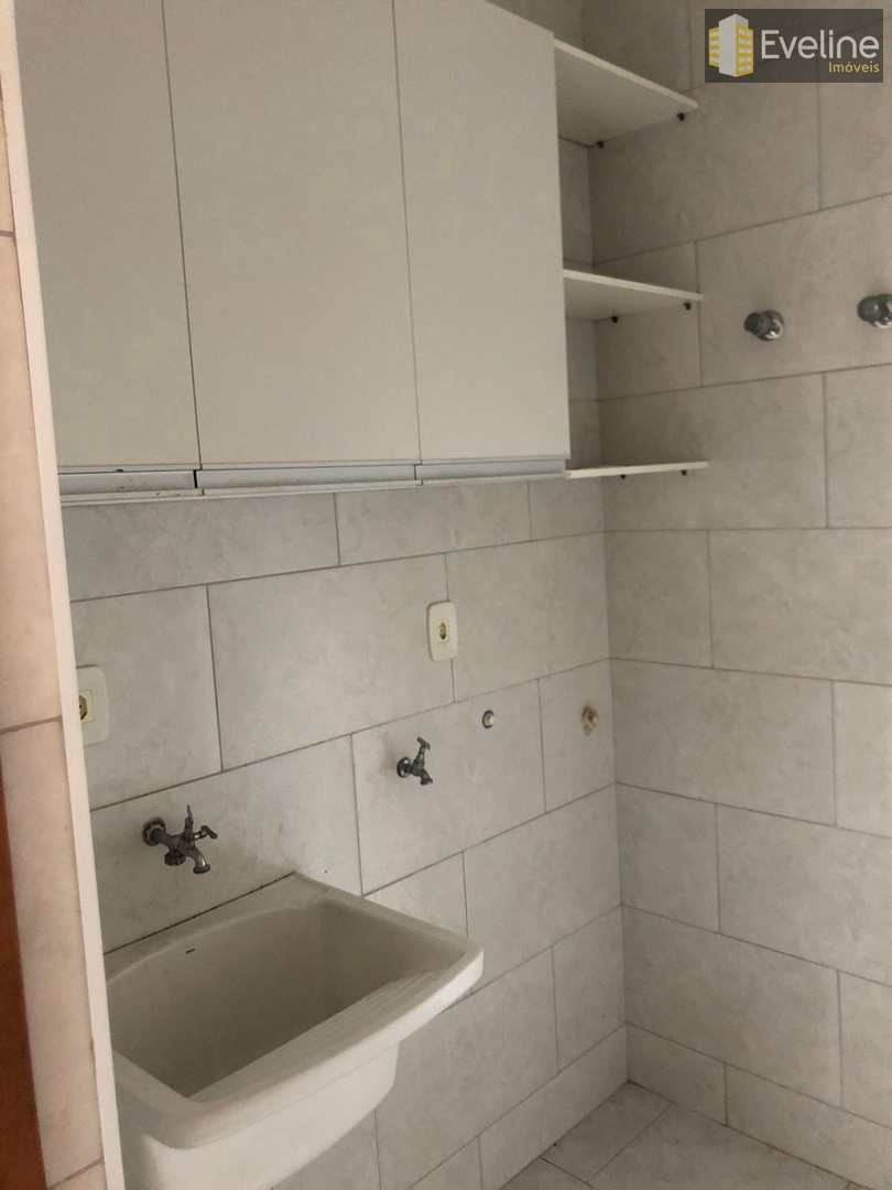 Casa à venda com 3 quartos, 200m² - Foto 33