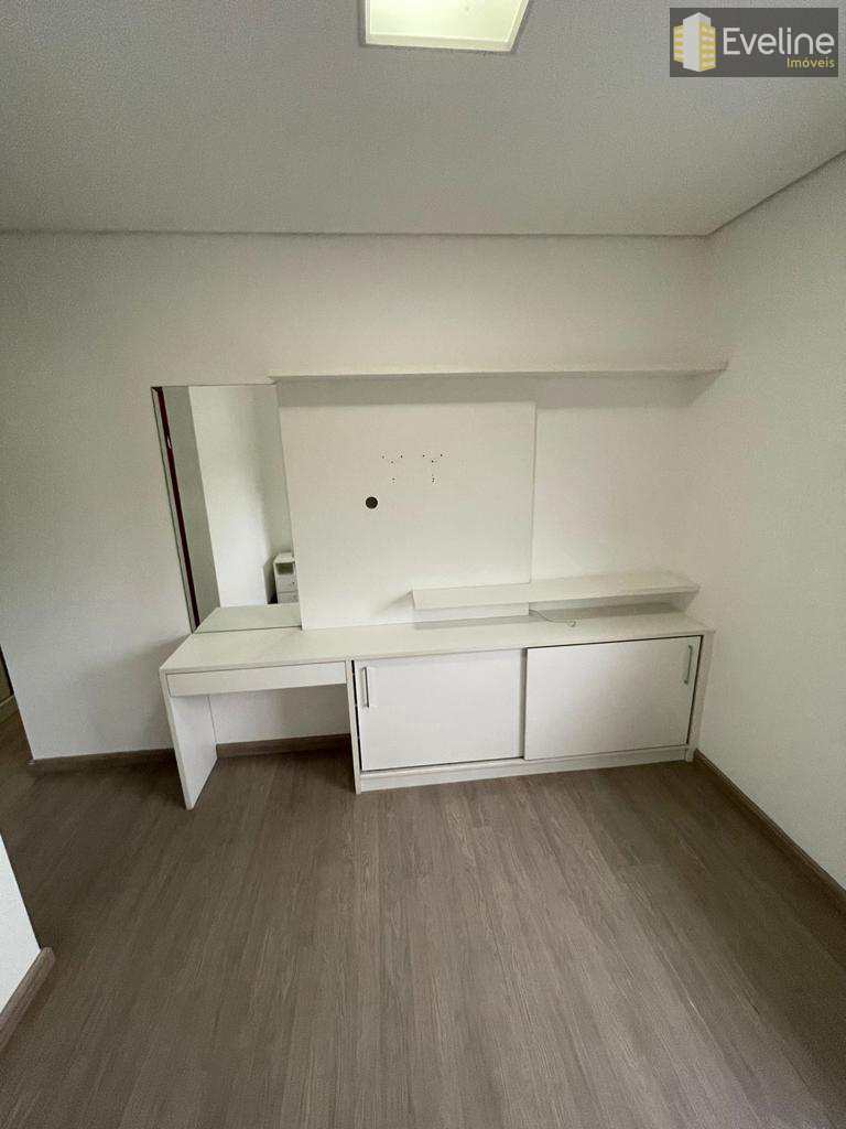 Casa à venda com 3 quartos, 200m² - Foto 19