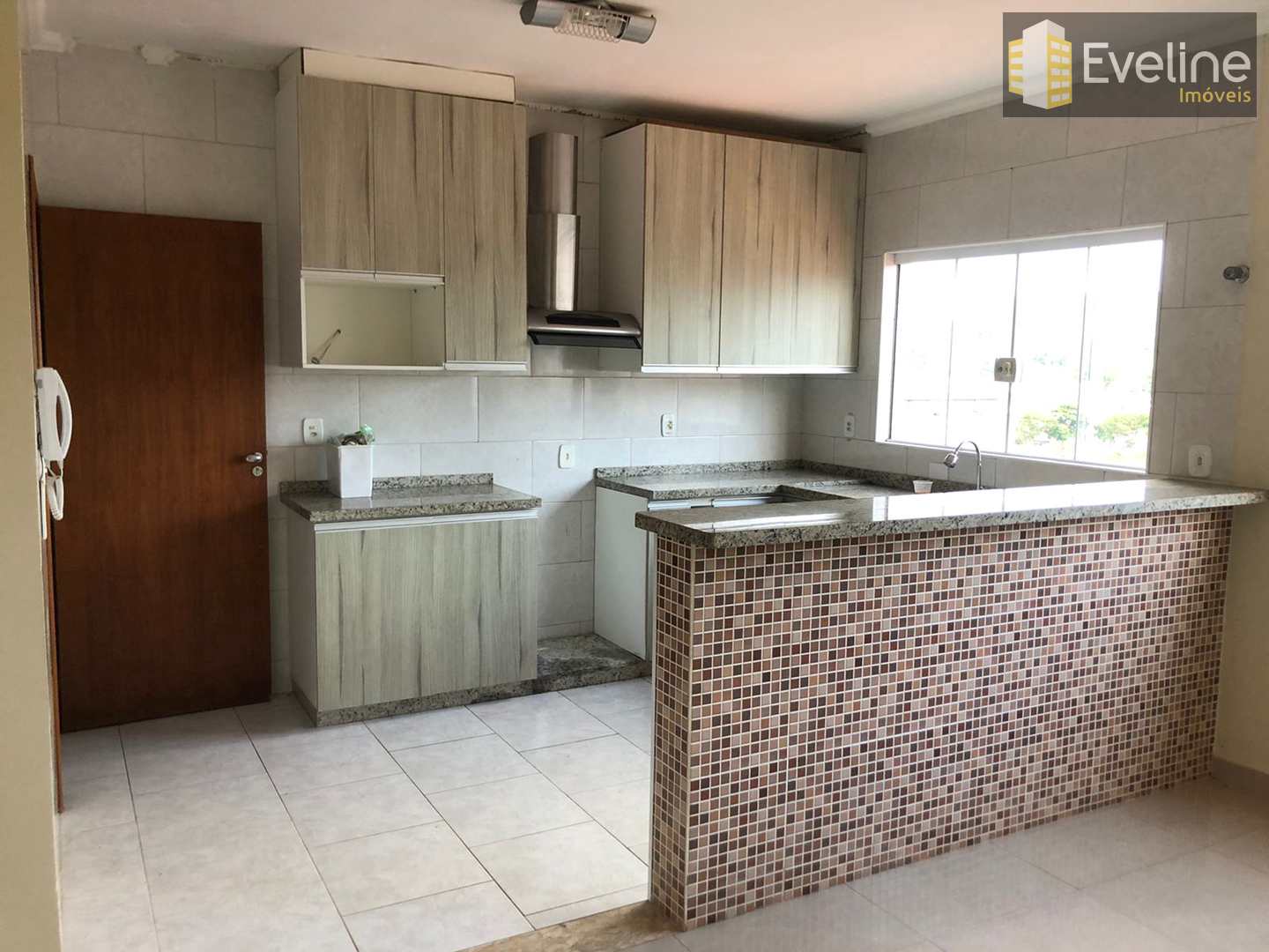 Casa à venda com 3 quartos, 200m² - Foto 5