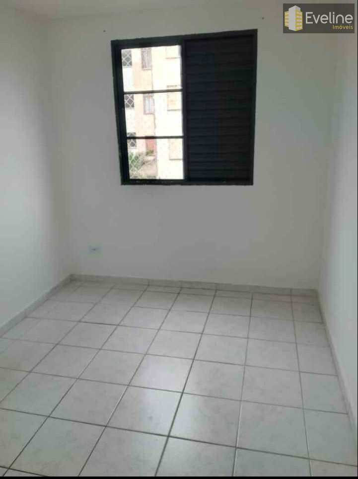 Apartamento à venda com 2 quartos, 41m² - Foto 2