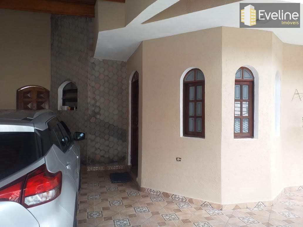 Casa à venda com 3 quartos, 226m² - Foto 30