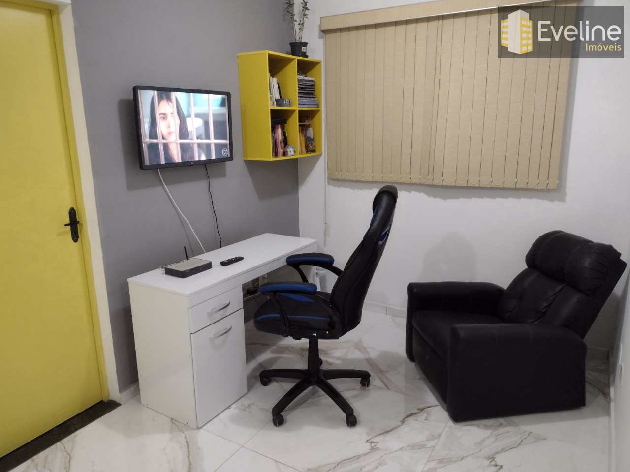 Apartamento à venda com 2 quartos, 44m² - Foto 2