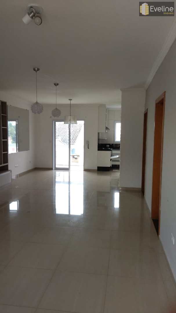 Casa à venda com 3 quartos, 180m² - Foto 1