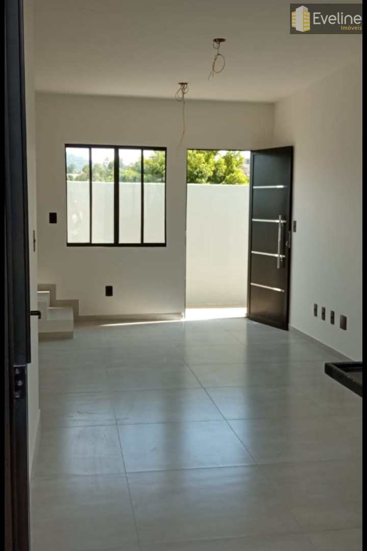 Casa de Condomínio à venda com 2 quartos, 56m² - Foto 2