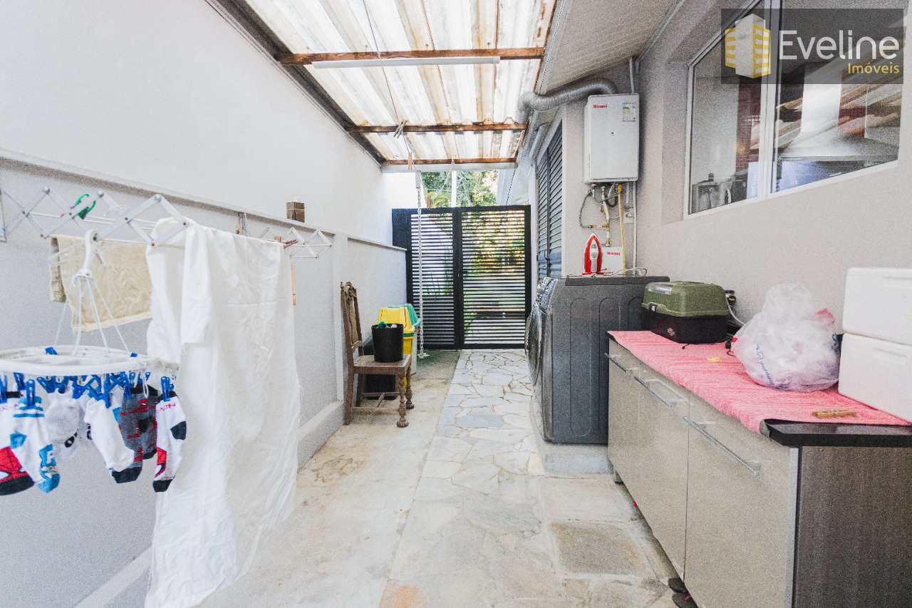 Casa de Condomínio à venda e aluguel com 3 quartos, 250m² - Foto 52