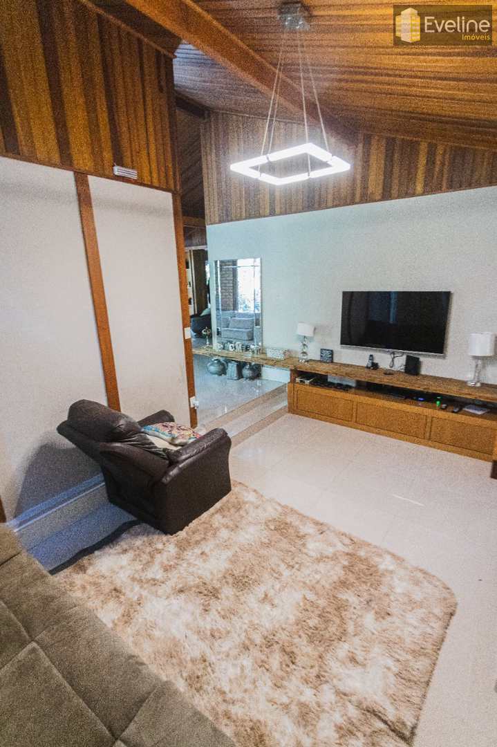 Casa de Condomínio à venda e aluguel com 3 quartos, 250m² - Foto 9