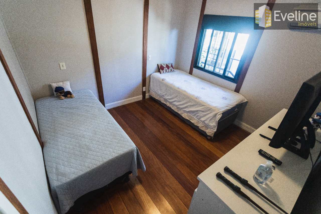 Casa de Condomínio à venda e aluguel com 3 quartos, 250m² - Foto 21