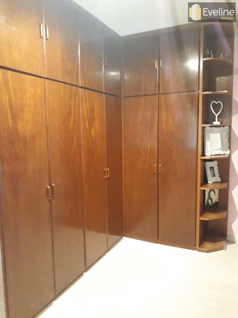 Casa à venda e aluguel com 3 quartos, 270m² - Foto 19