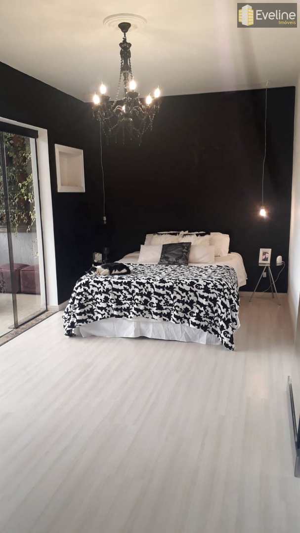 Casa à venda e aluguel com 3 quartos, 270m² - Foto 11