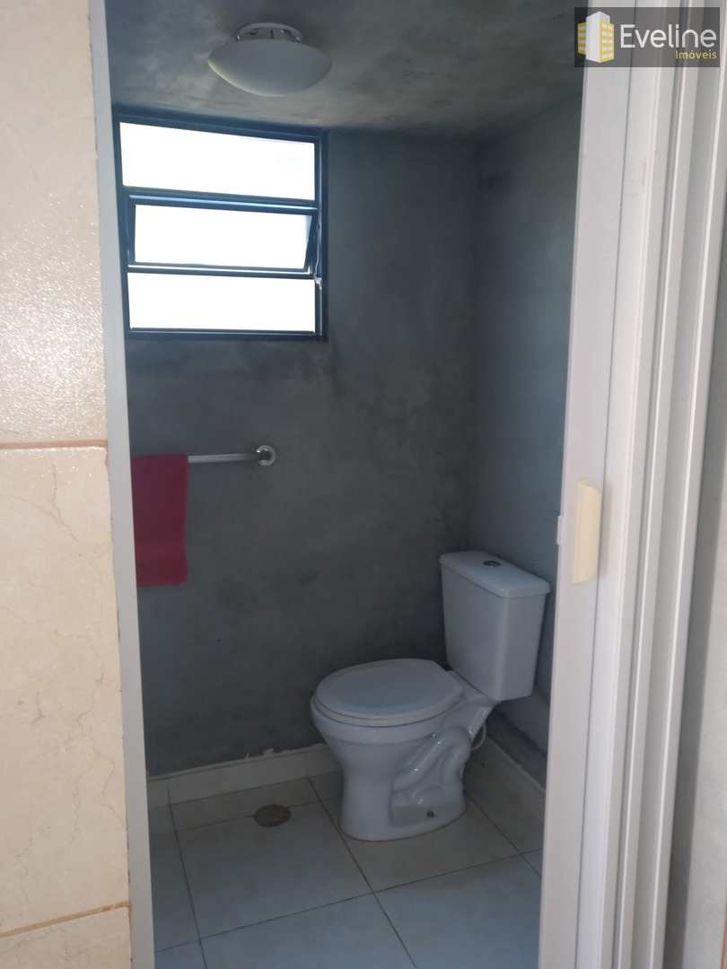 Casa à venda com 2 quartos, 146m² - Foto 14