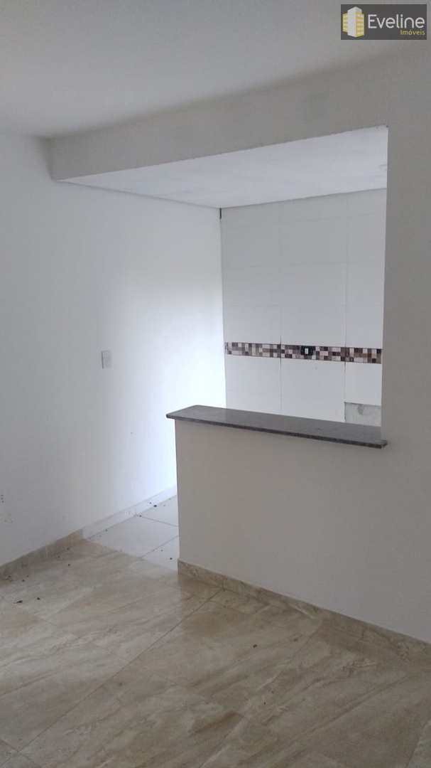 Apartamento à venda com 2 quartos, 50m² - Foto 2