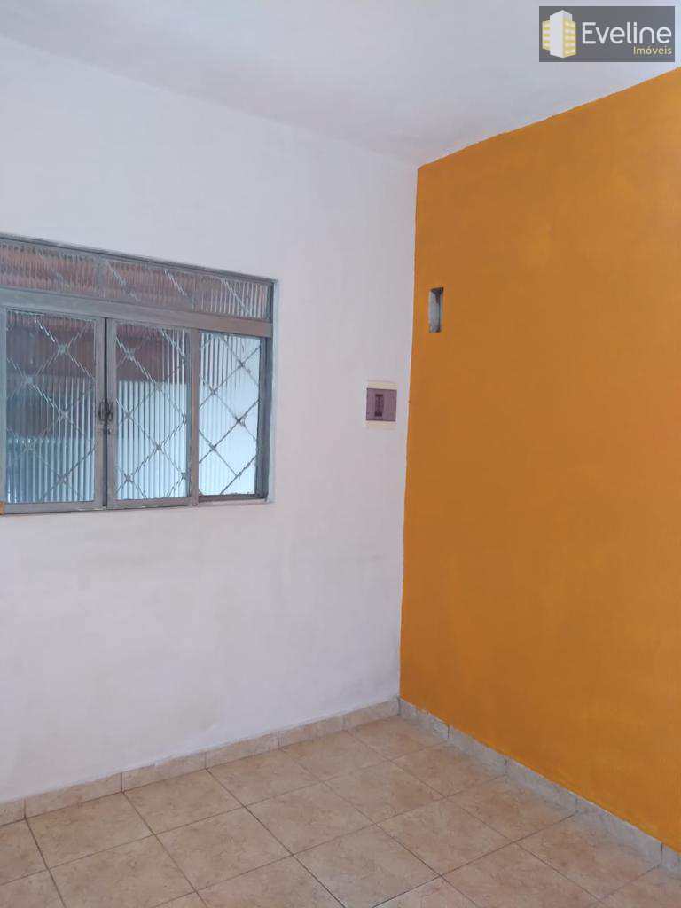 Casa à venda com 2 quartos, 134m² - Foto 4