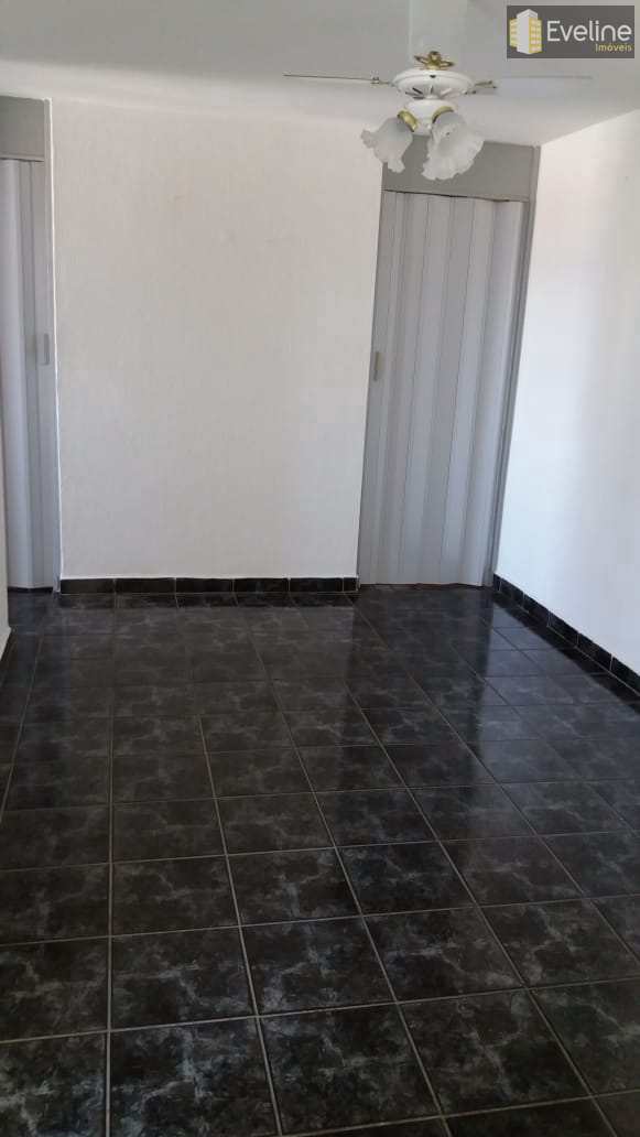 Apartamento à venda com 2 quartos, 45m² - Foto 4