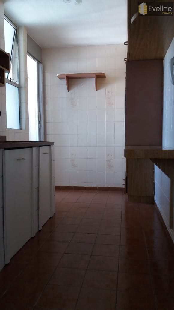 Apartamento à venda com 2 quartos, 45m² - Foto 3