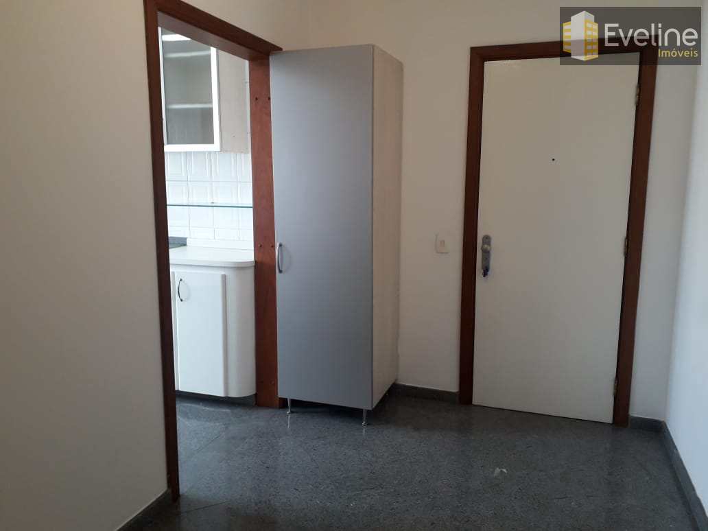 Apartamento à venda com 3 quartos, 110m² - Foto 3