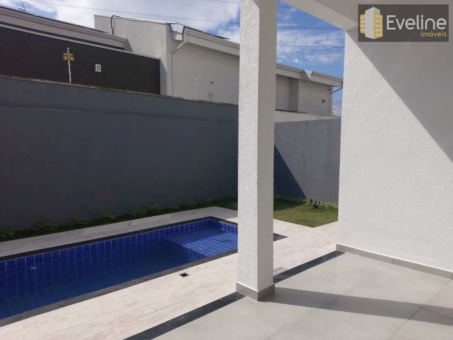 Casa de Condomínio à venda com 4 quartos, 235m² - Foto 8