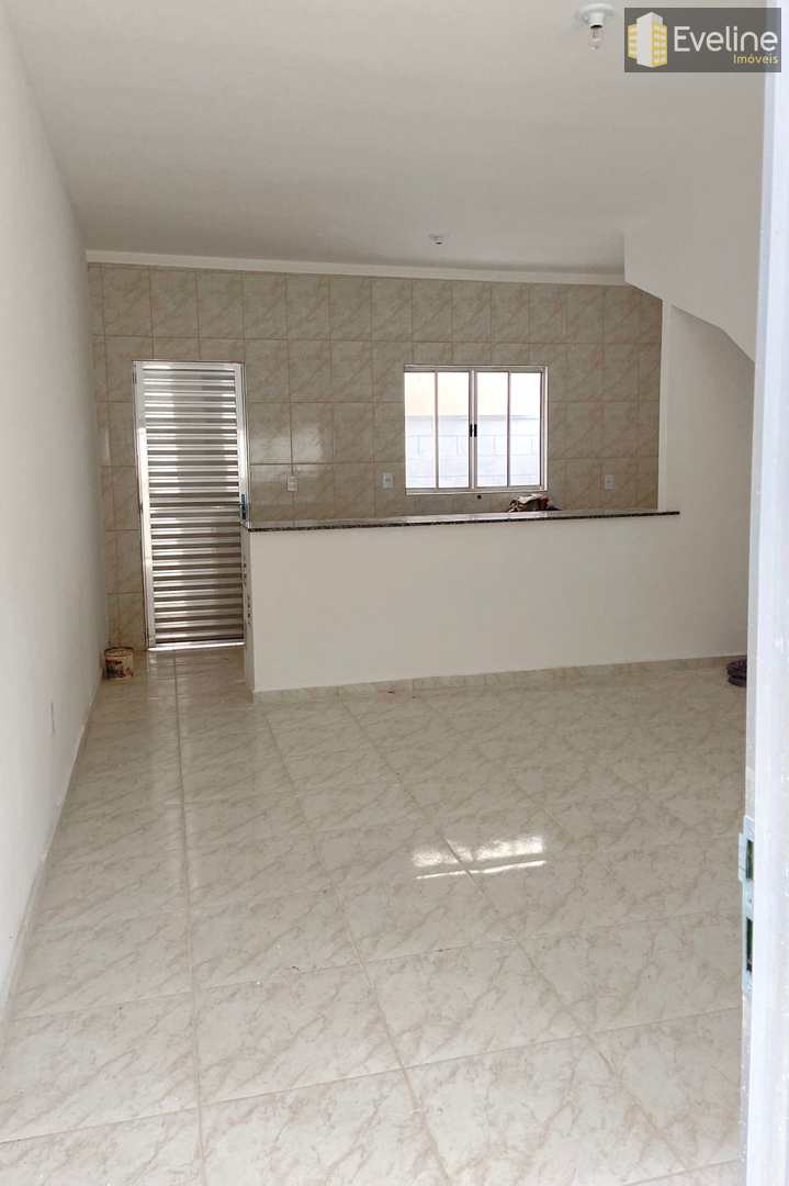 Casa de Condomínio à venda com 2 quartos, 58m² - Foto 1