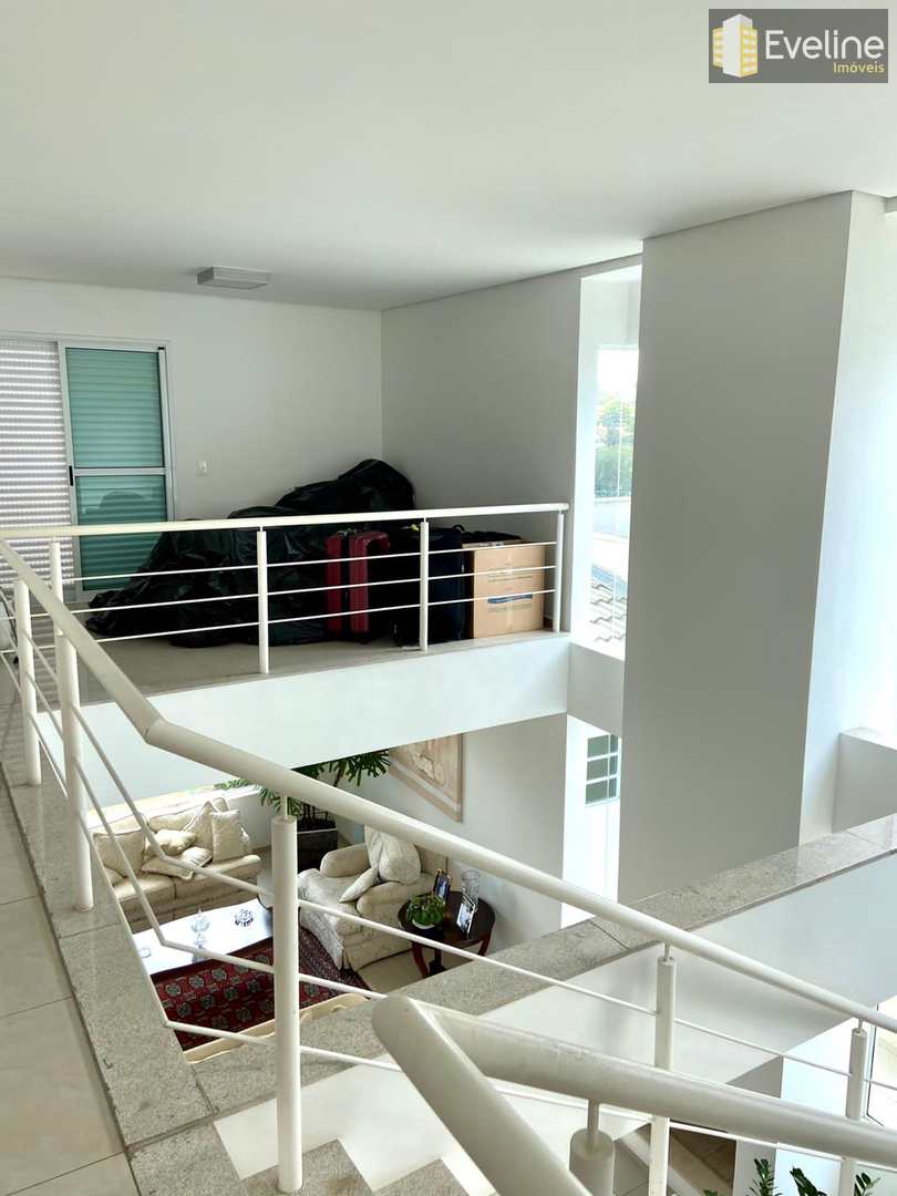 Casa à venda com 3 quartos, 348m² - Foto 12