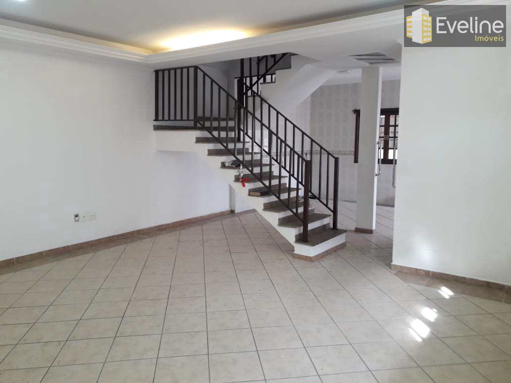 Casa com 3 dorms, Conjunto Residencial Nova Bertioga, Mogi das Cruzes - R$ 600 mil, Cod: 2615
