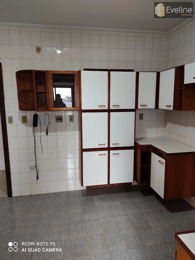 Apartamento à venda com 3 quartos, 100m² - Foto 3