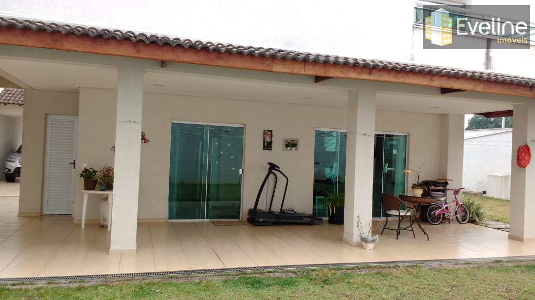 Casa à venda com 3 quartos, 340m² - Foto 15